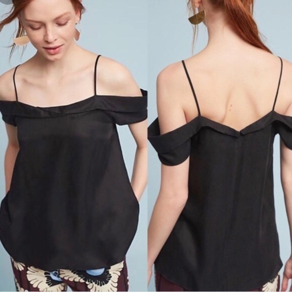 Paper crown off shoulder black tops XS